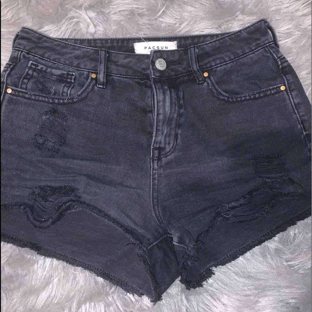 black shorts from Pacsun